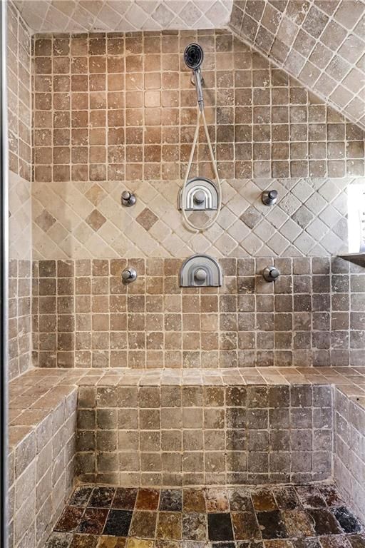 425 Gladstone Boulevard — photo 35