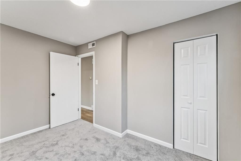 5118 Forest Avenue — photo 15