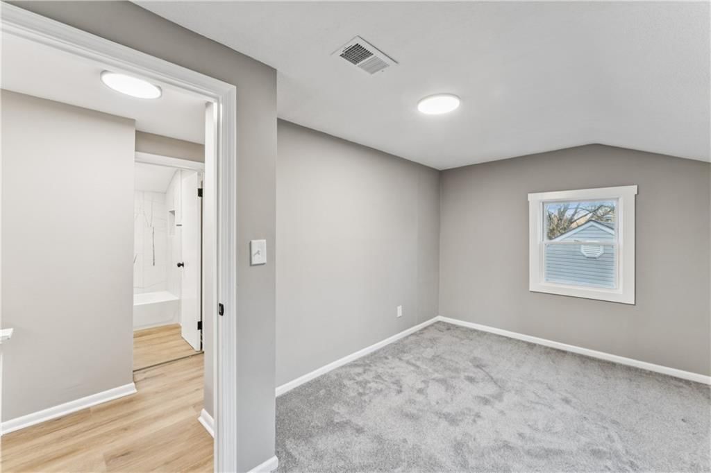 5118 Forest Avenue — photo 26