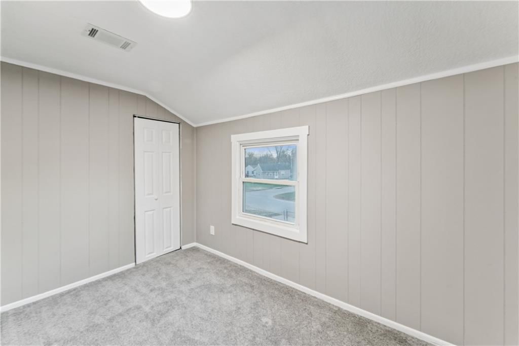 5118 Forest Avenue — photo 29