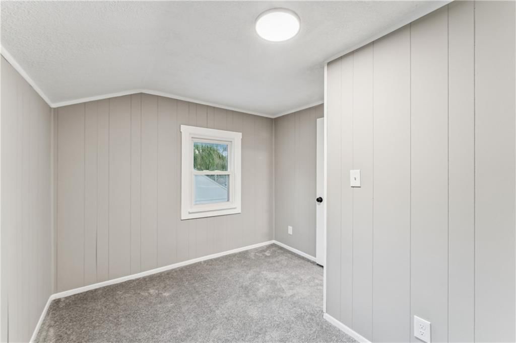 5118 Forest Avenue — photo 30