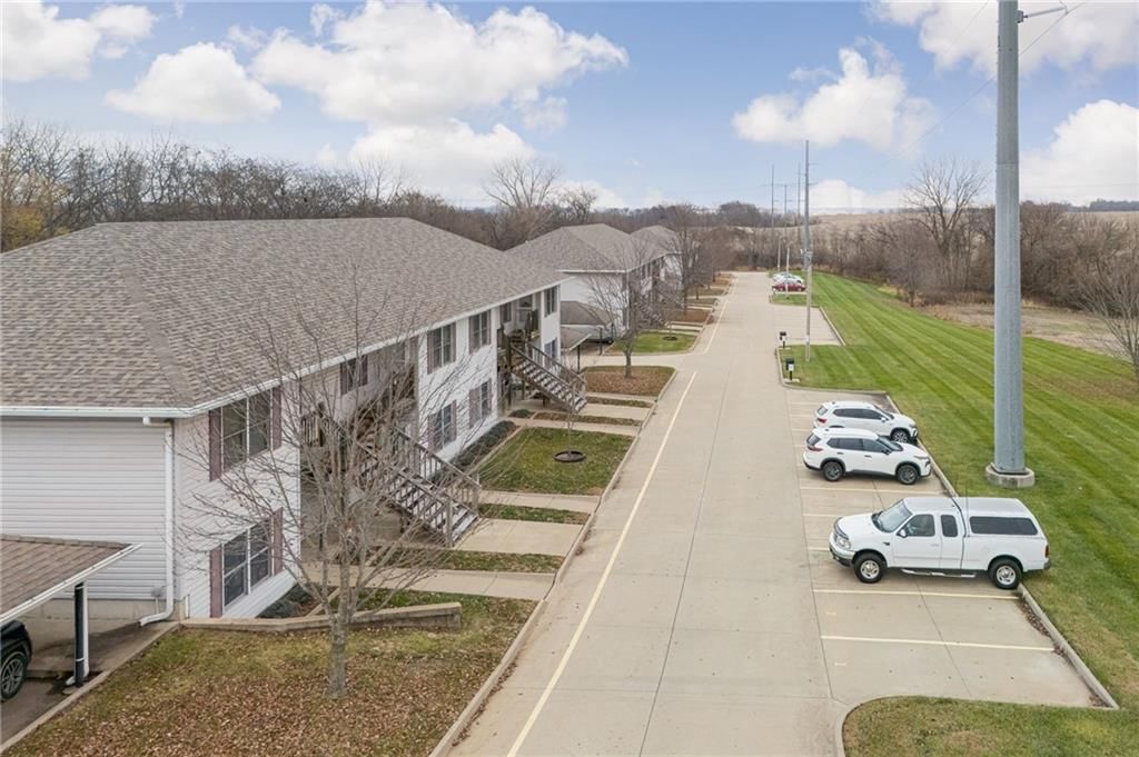 2301 S Riverside Road — photo 4