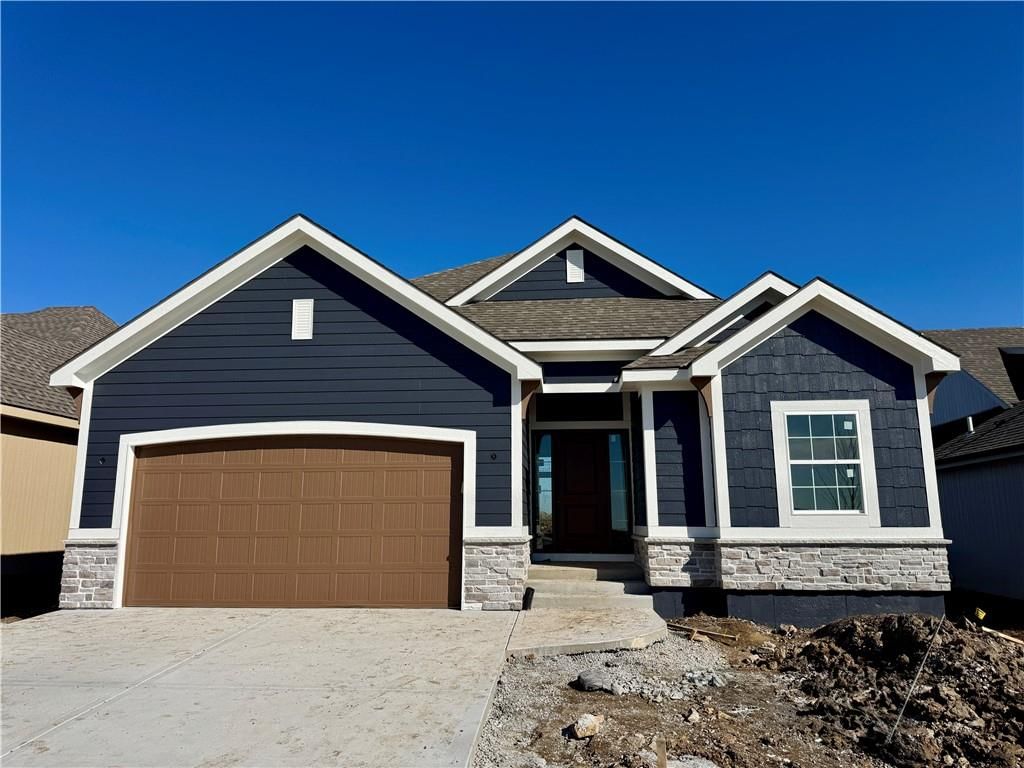 17146 W 168th Place, Olathe, KS