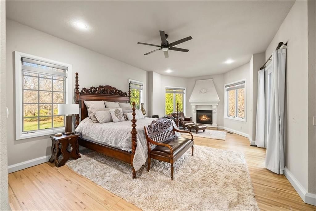 8519 N Sycamore Avenue — photo 47
