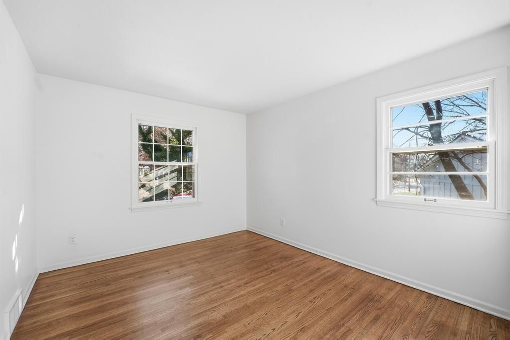 9948 Rosehill Road — photo 17