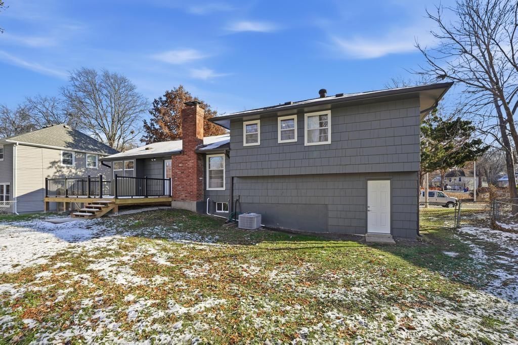 9948 Rosehill Road — photo 32
