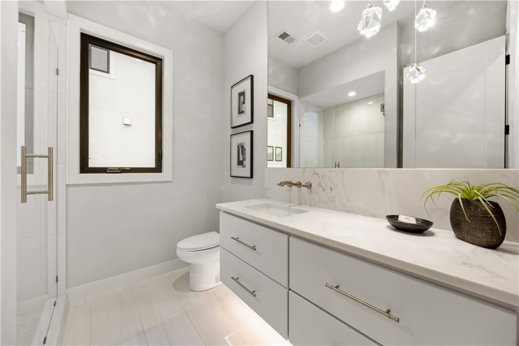 13721 Guilford Road — photo 46