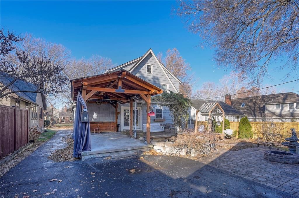 7135 Jefferson Street — photo 34