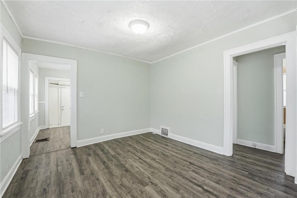 4824 Agnes Avenue — photo 5