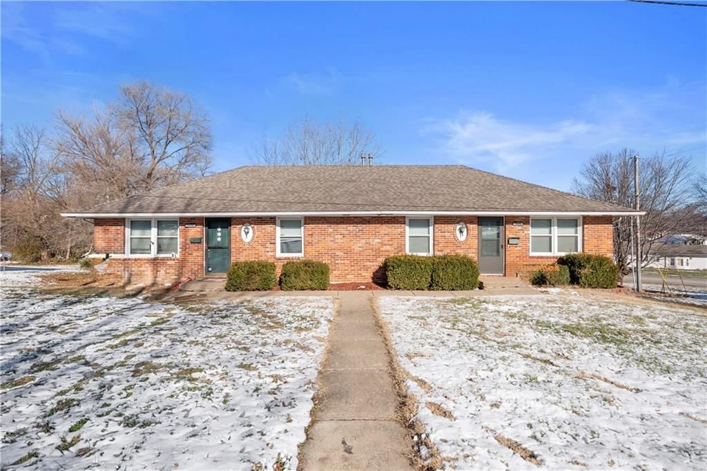 13598 E 39th & 13600 Court, Independence, MO
