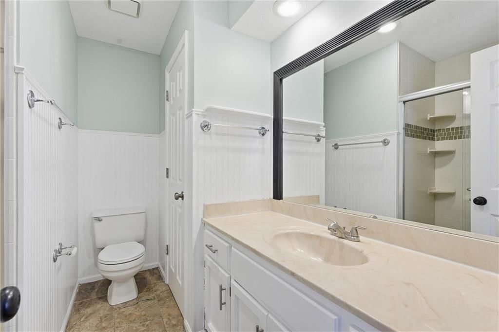 Photo 16 of 28 - 410 NE Corsicana Street