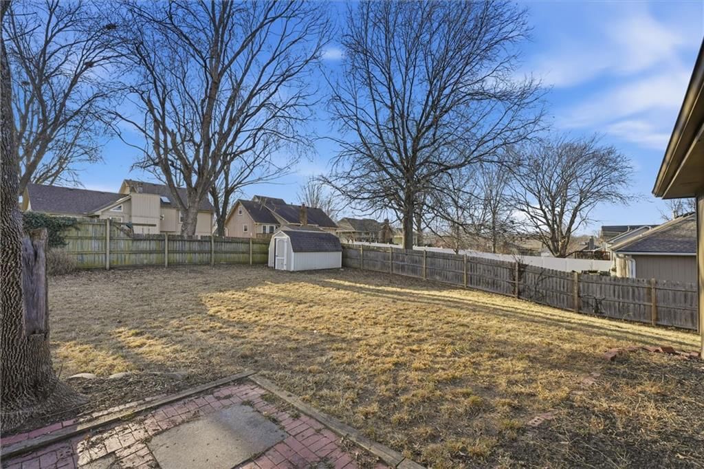 Photo 26 of 28 - 410 NE Corsicana Street