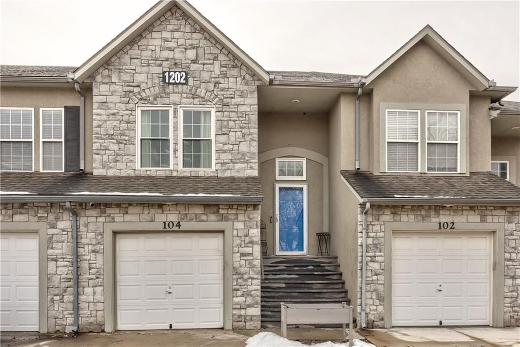 1202 N Martway Drive, Olathe, KS