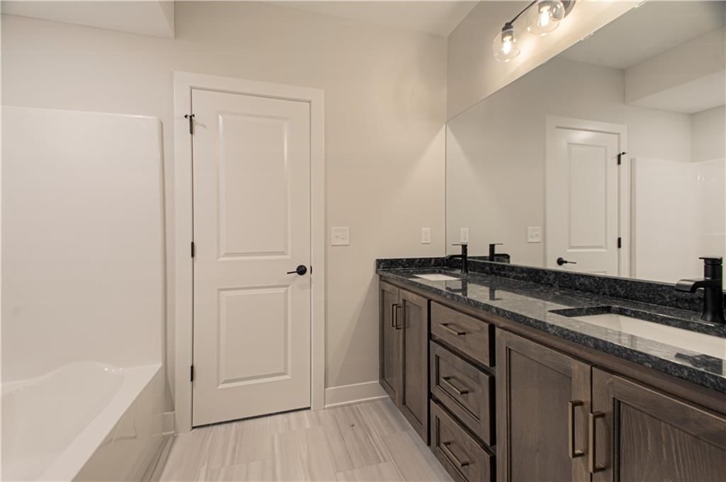 17171 S Laurelwood Street — photo 50