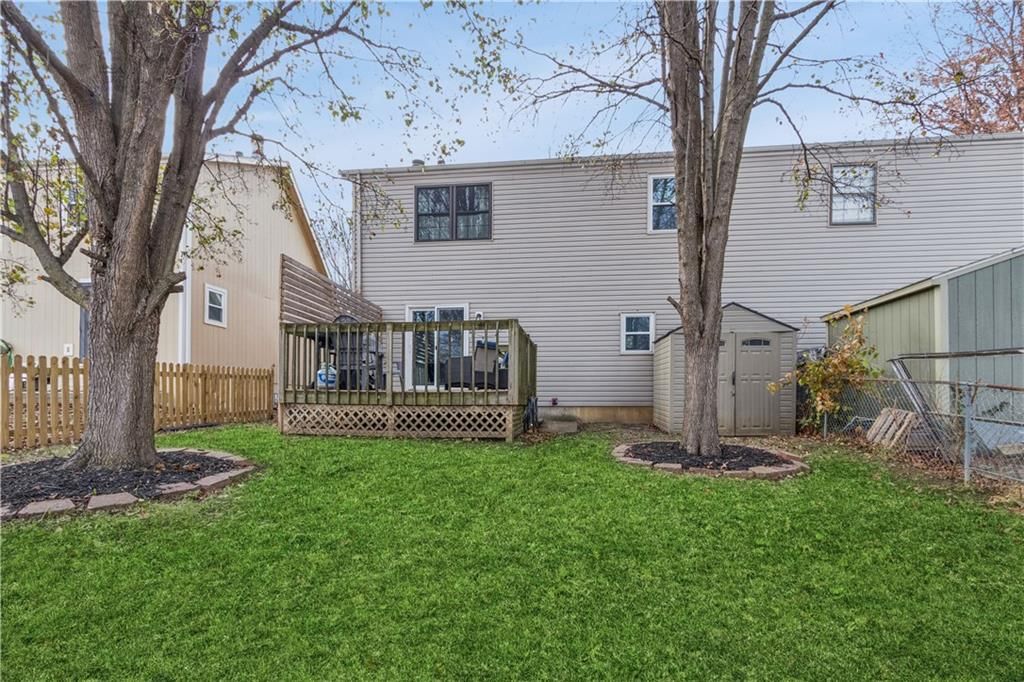 Photo 21 of 22 - 8815 Cottonwood Street