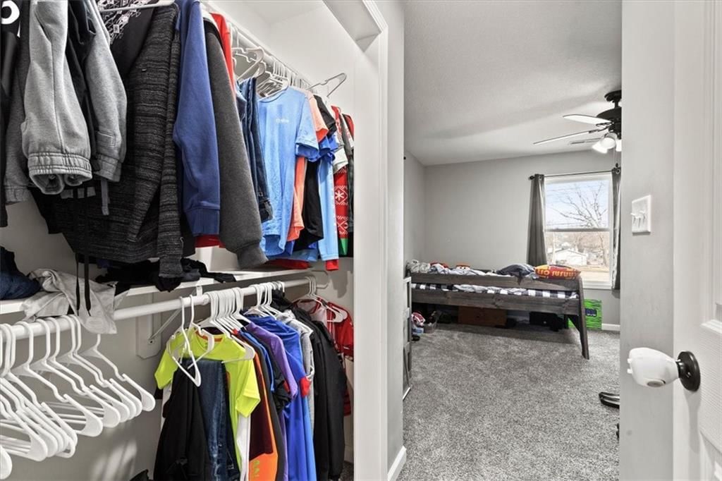 303 W Chestnut Street — photo 24