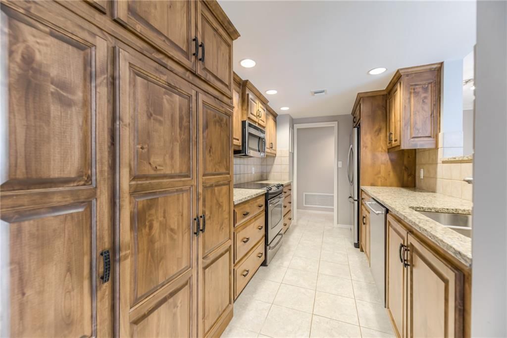 4740 Roanoke Parkway — photo 21