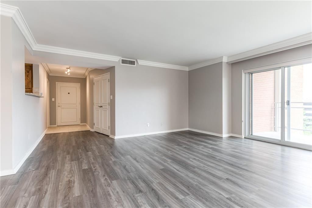 4740 Roanoke Parkway — photo 10