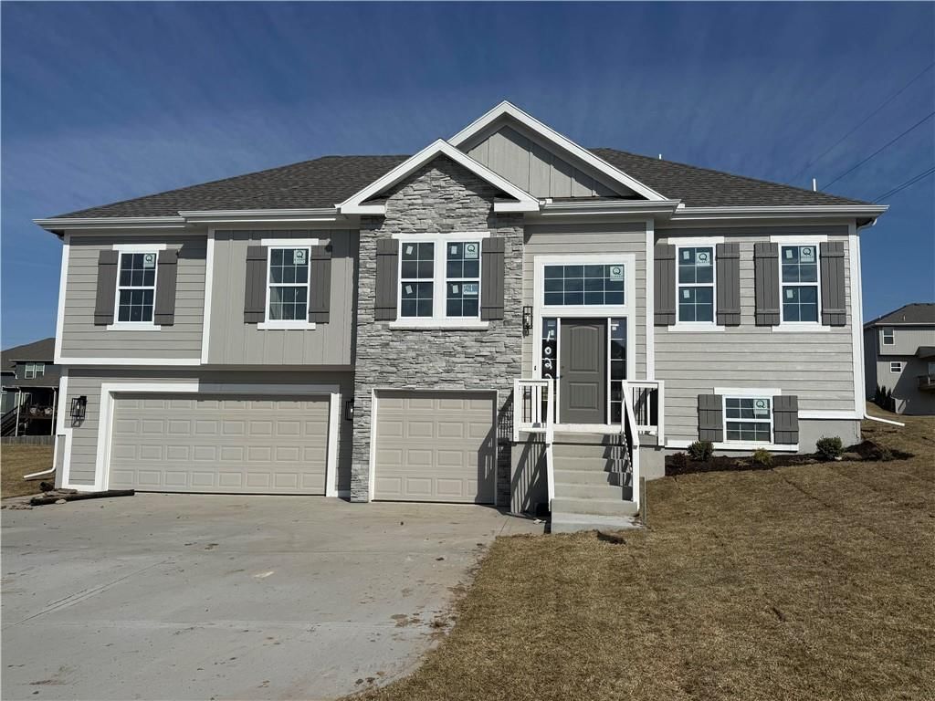 1022 Jasmine Drive, Liberty, MO