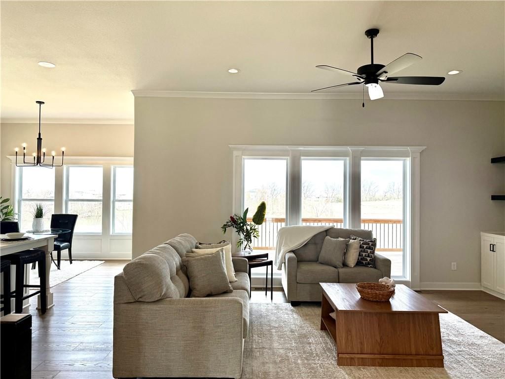 9810 N Laurel Avenue — photo 4