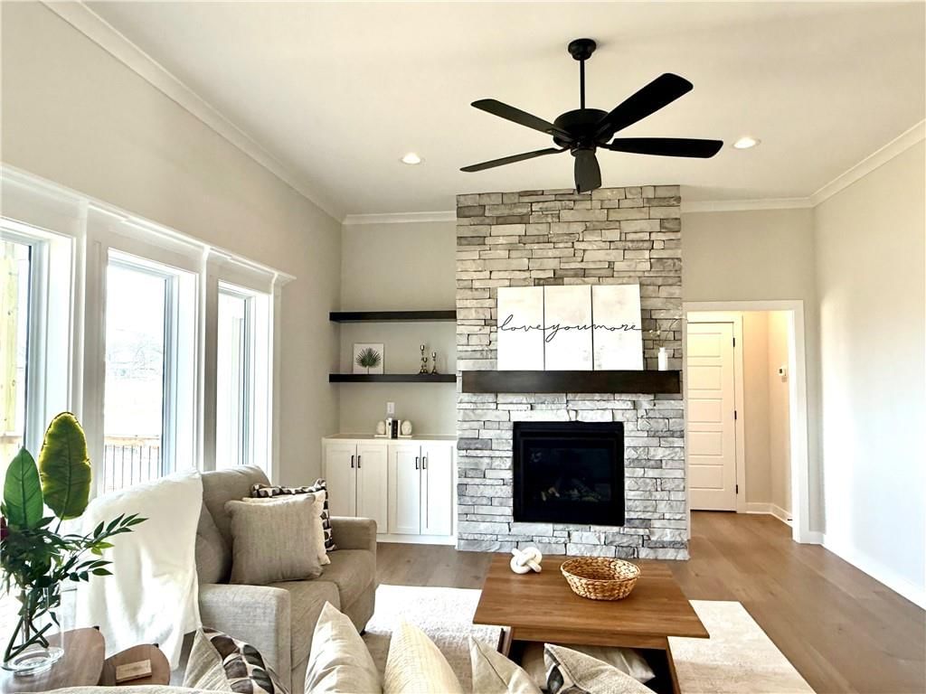 9810 N Laurel Avenue — photo 10