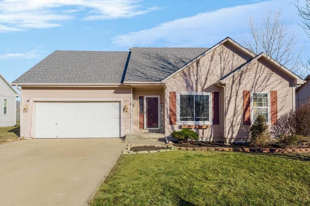 239 Prairie Lane, Wellsville, KS