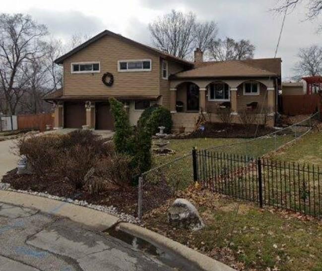5262 Elmwood Avenue, Kansas City, MO
