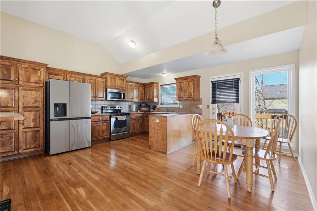 12212 Merion Drive — photo 8