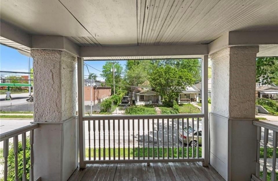 1115 E 41st Street — photo 13