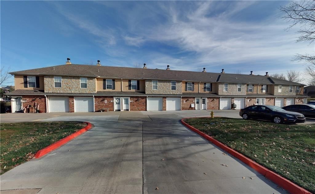 1685 E 120th Street, Olathe, KS