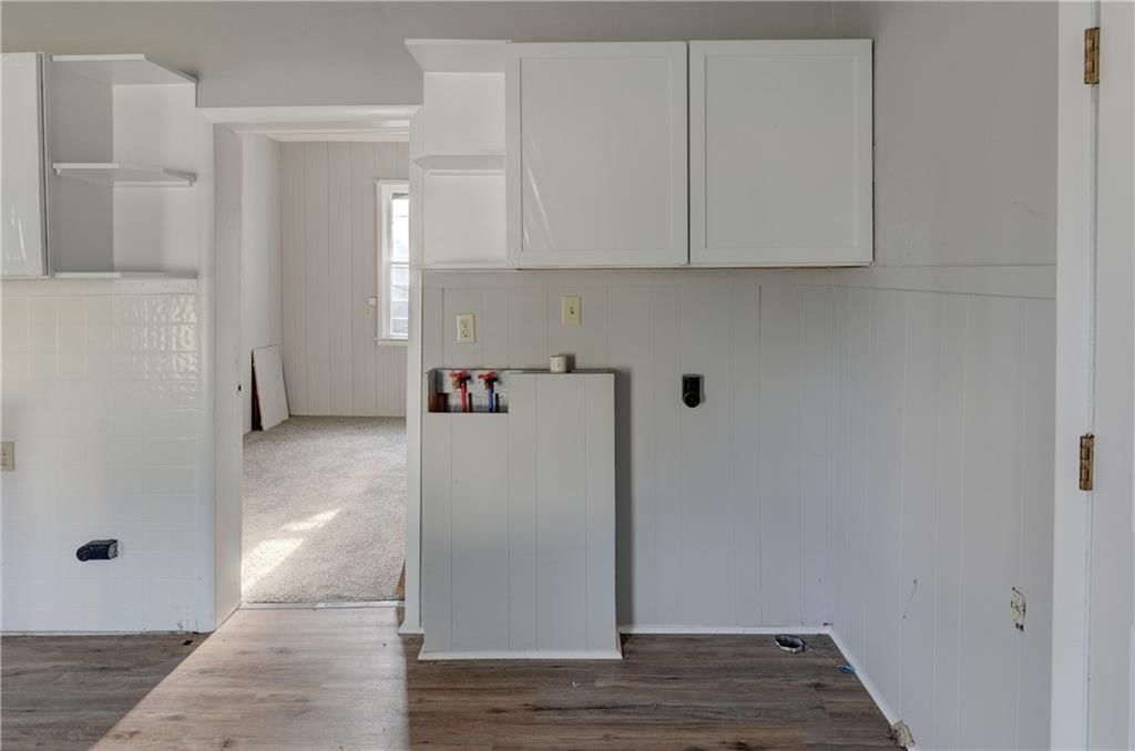 1403 Commercial Street — photo 9