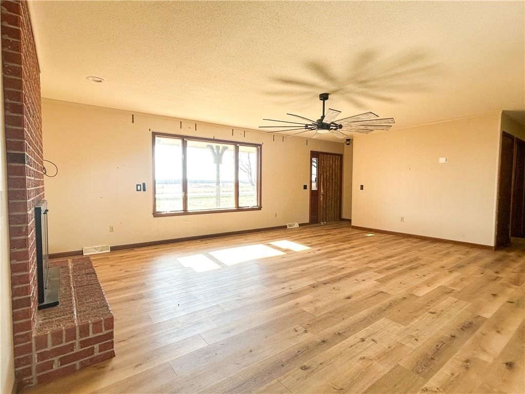 20340a KS 52 Highway — photo 8