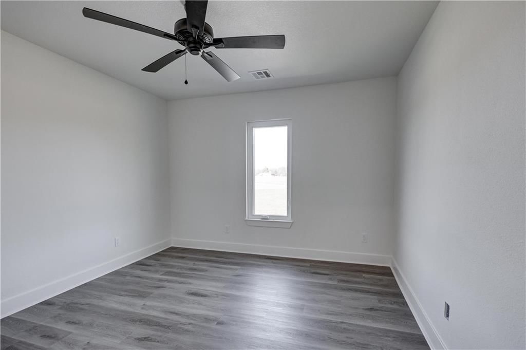 1816 Silverback Way — photo 34