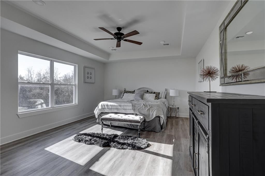 1816 Silverback Way — photo 41