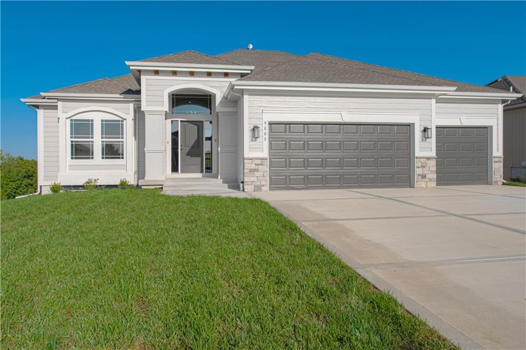 4810 NE 105th Street, Kansas City