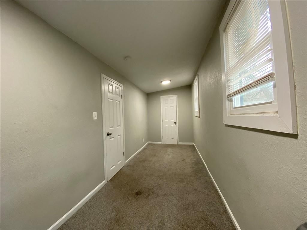 913 S Hocker Avenue — photo 19