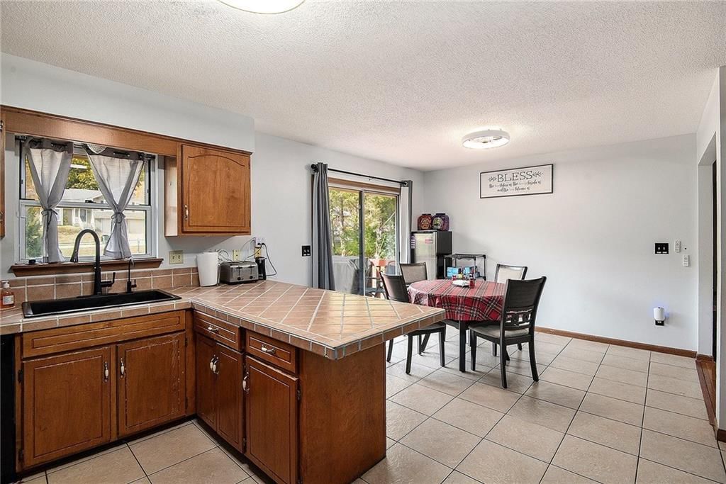 2116 Cambridge Street — photo 8