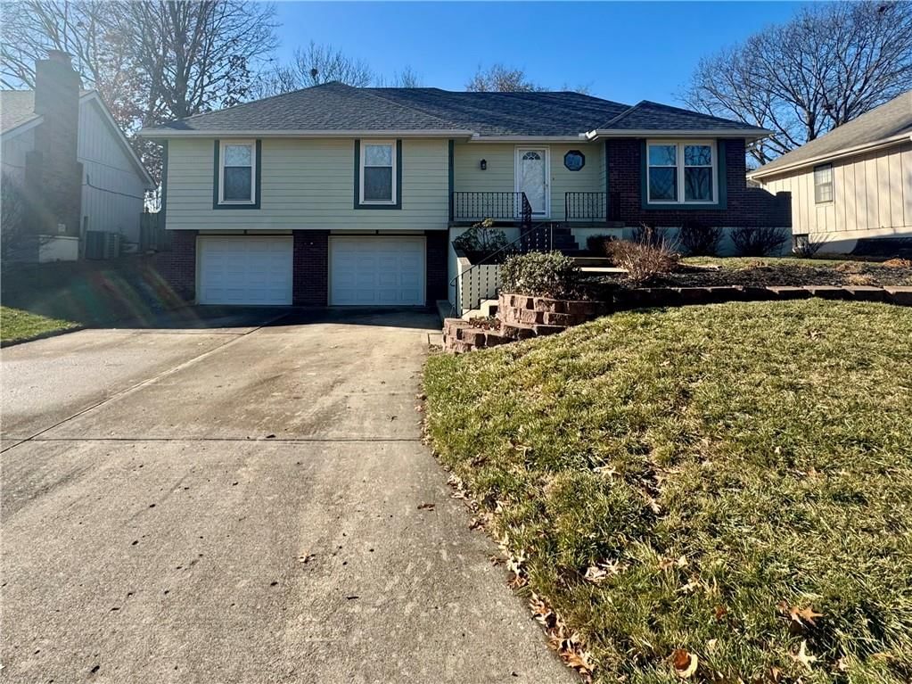 1015 SE 6th Street, Lee's Summit, MO