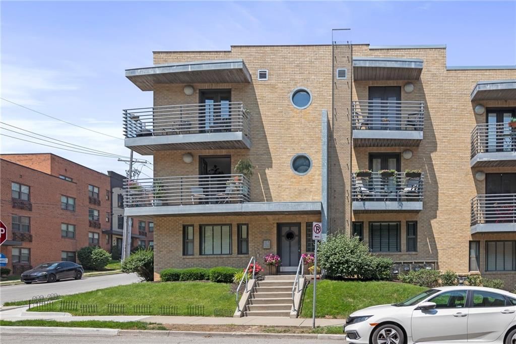 4540 Broadway Boulevard — photo 19