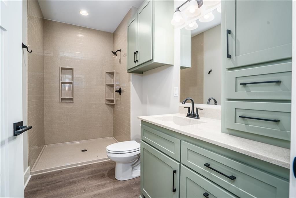 915 Eagle Ridge Drive — photo 16