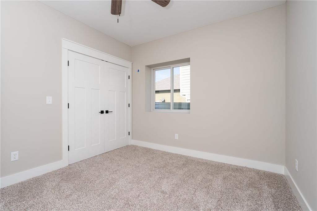 915 Eagle Ridge Drive — photo 30