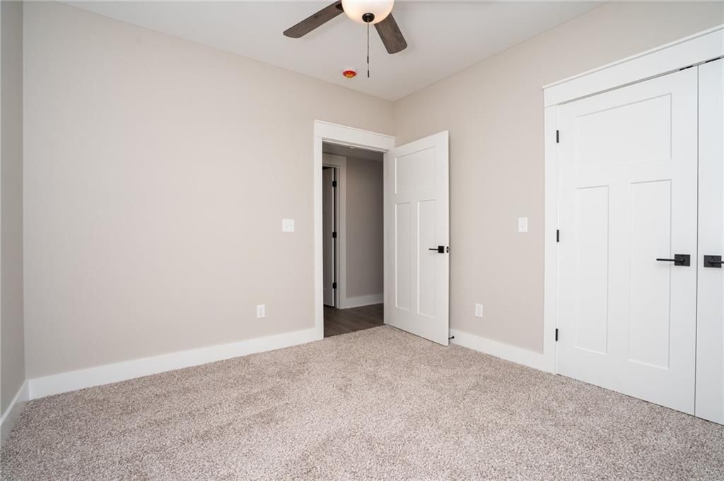 915 Eagle Ridge Drive — photo 31