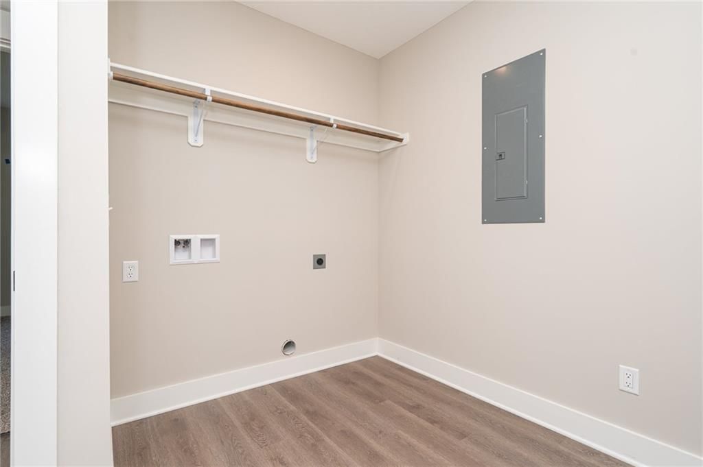 915 Eagle Ridge Drive — photo 33
