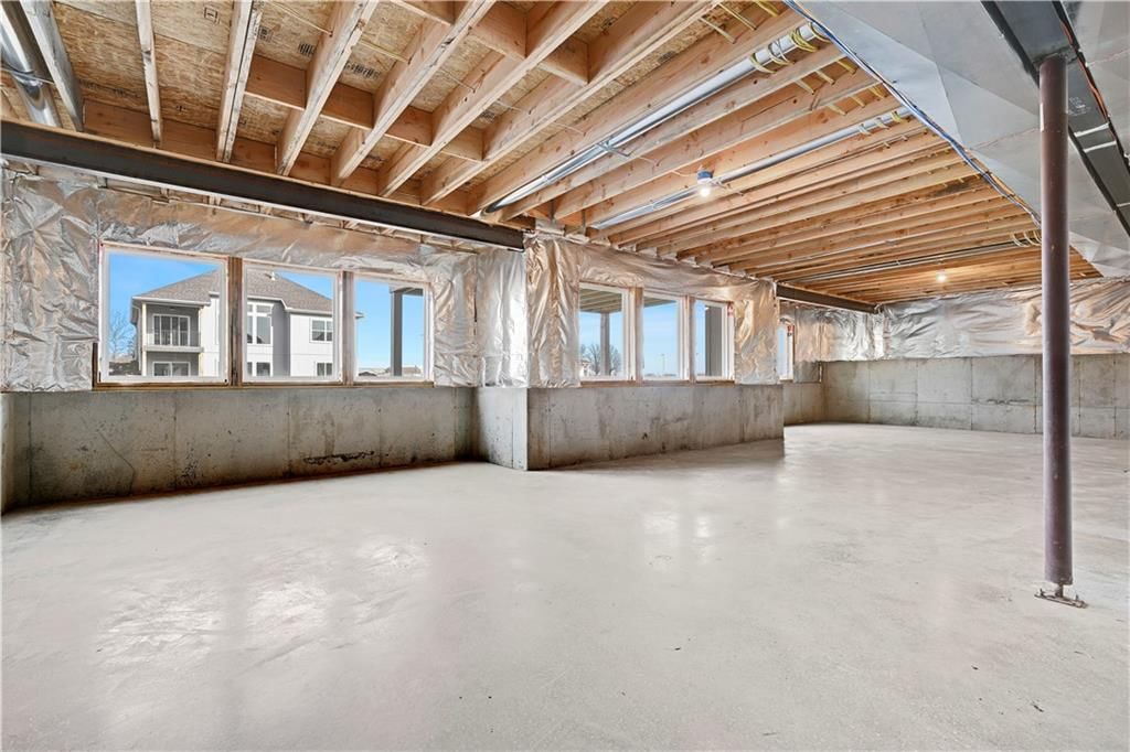 15340 W 161st Terrace — photo 43