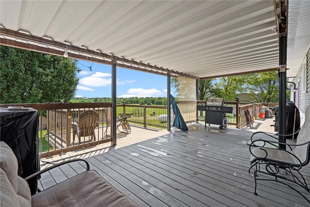 17739 Eisenhower Road — photo 4