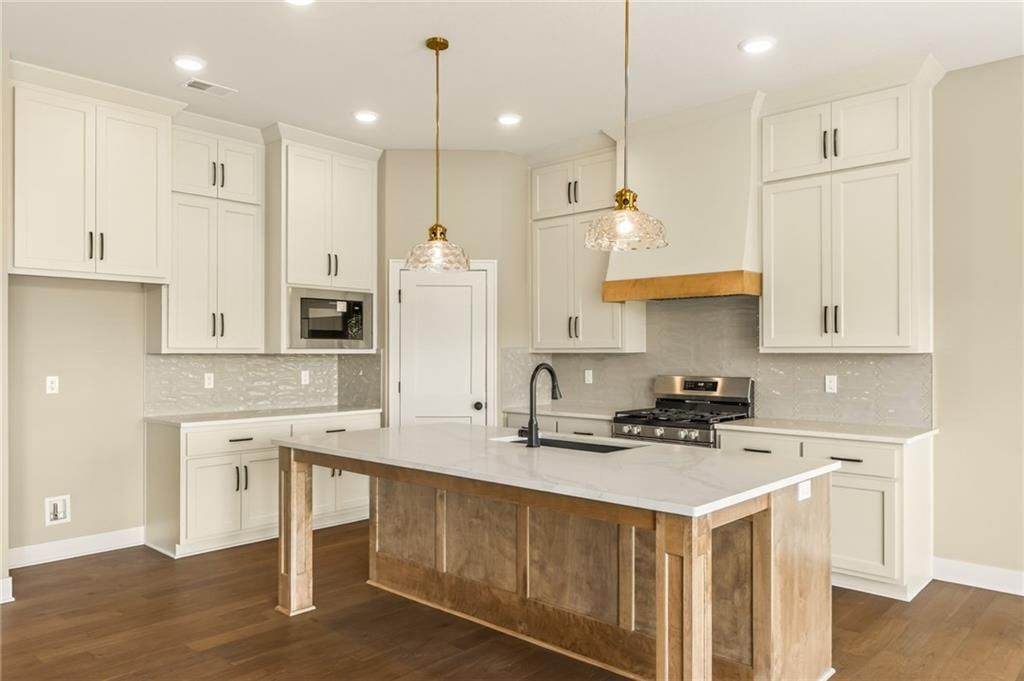 7629 N Booth Avenue — photo 11