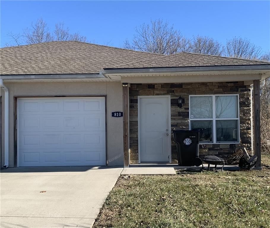 810 Riffle Drive, Pleasant Hill, MO