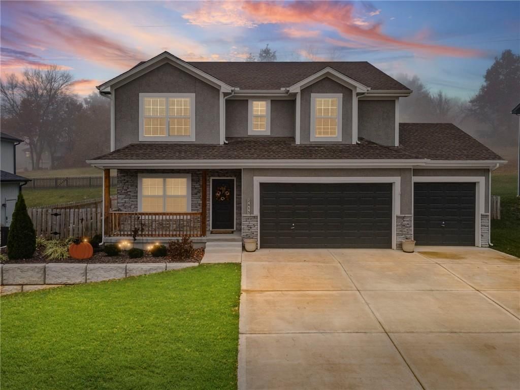 2413 SE Creek Ridge Court, Blue Springs, MO