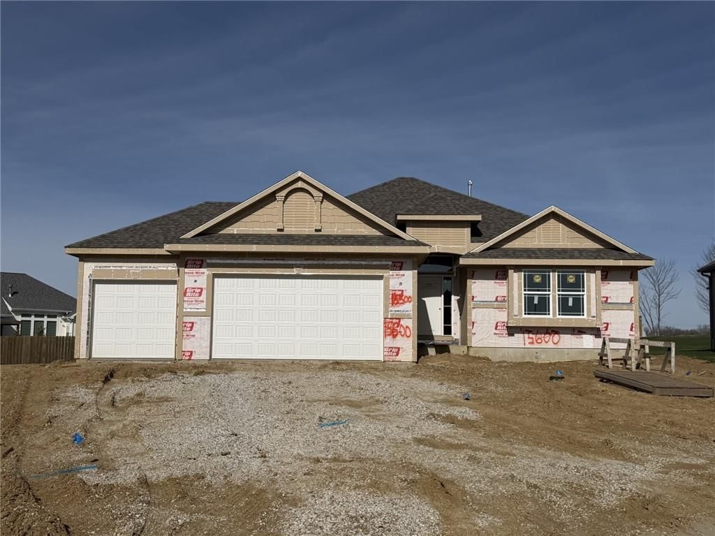 15600 Sheridan Court, Basehor, KS