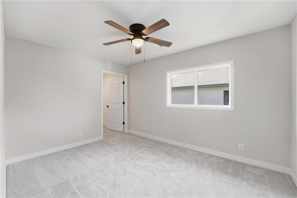 211 NW Orchard Court — photo 16
